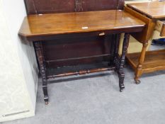 VICTORIAN WALNUT WOOD OBLONG SIDE TABLE, ON FOUR BALUSTER LEGS AND CHEVAL FEET, CONNECTED BY