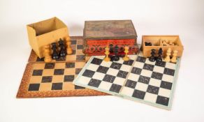 FRENCH MID TWENTIETH CENTURY BOXWOOD AND EBONISED WOOD STAUNTON PATTERN CHESS SET, in slide top box,