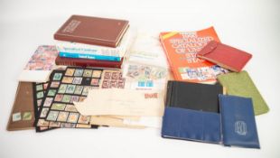 MIXED LOT TO INCLUDE A BATCH OF OLD APPROVAL BOOKS AND LOOSE STAMPS IN PACKETS, a bag of covers,