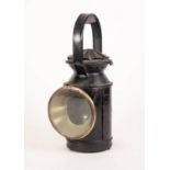 B.R. MID-20th CENTURY RAILWAY GUARD'S HAND LAMP, impressed BR, appears in fair/original condition,