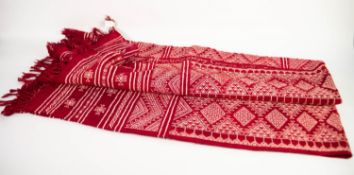 TUNISIAN POST WAR MADDER RED AND WHITE WOOL WOVEN WALL HANGING, geometric decoration with central