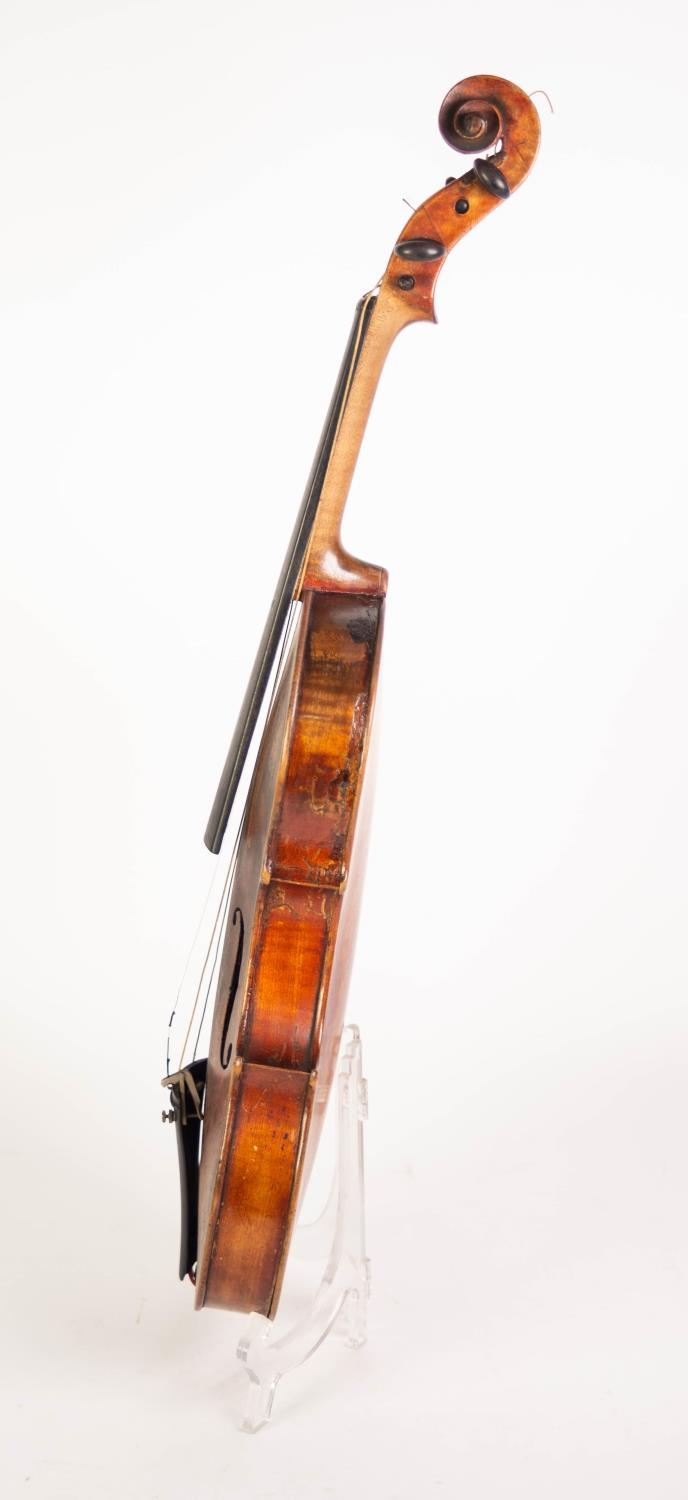 EIGHTEENTH CENTURY ITALO-FRENCH VIOLIN LABELLED 'ANDREA CASTAGNERI, PARRIGI (PARIS) 1776 with 14" ( - Image 2 of 7