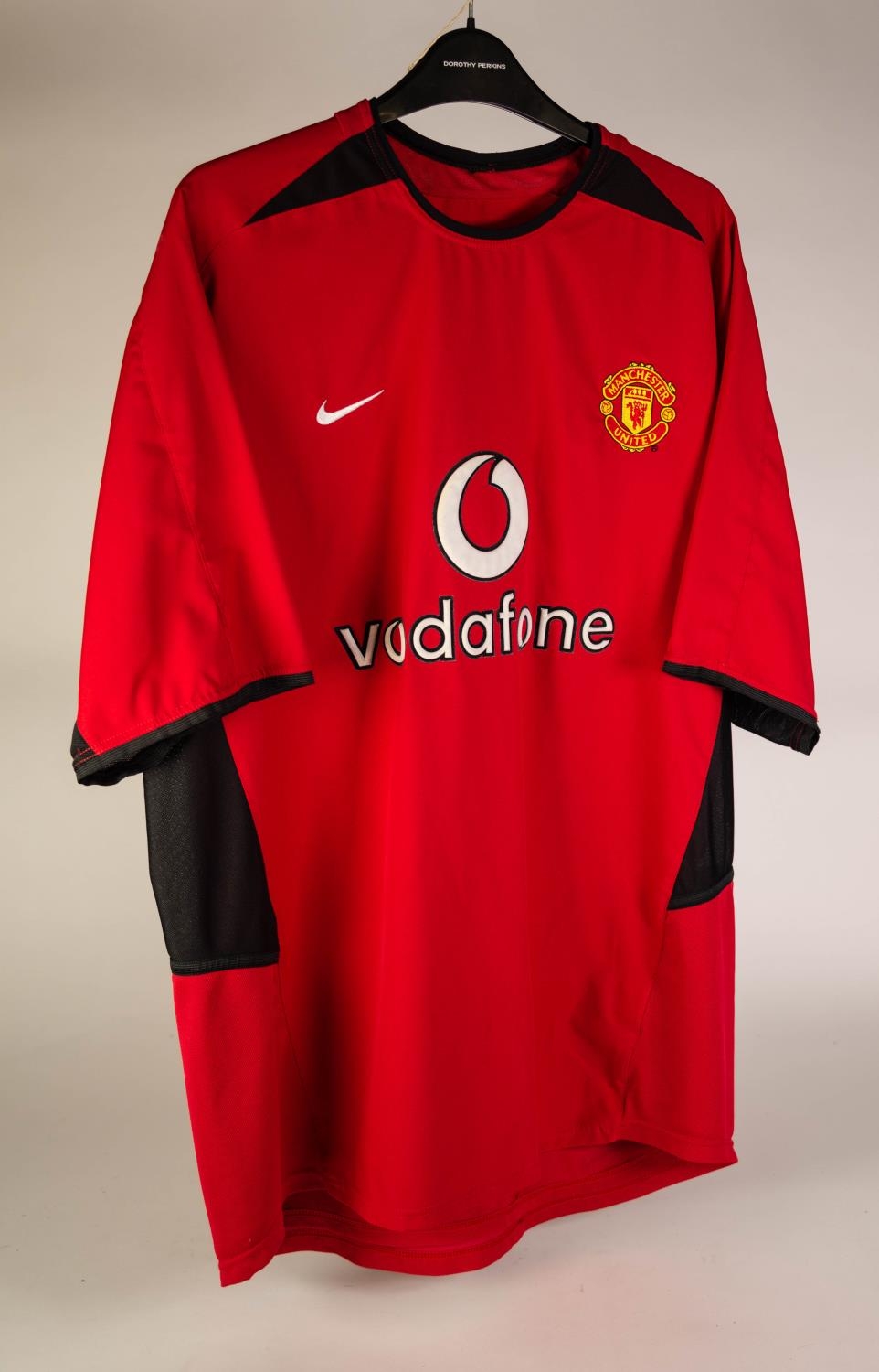 MANCHESTER UNITED REPLICA SHIRTS, VARIOUS YEARS WITH SIX HOME SHIRTS, sponsors including; Vodafone - Image 13 of 18