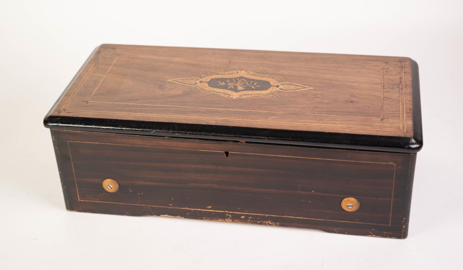 A LATE NINETEENTH CENTURY SWISS CYLINDER MUSICAL BOX PLAYING SIX AIRS, and having an 8 1/4" (21cm)