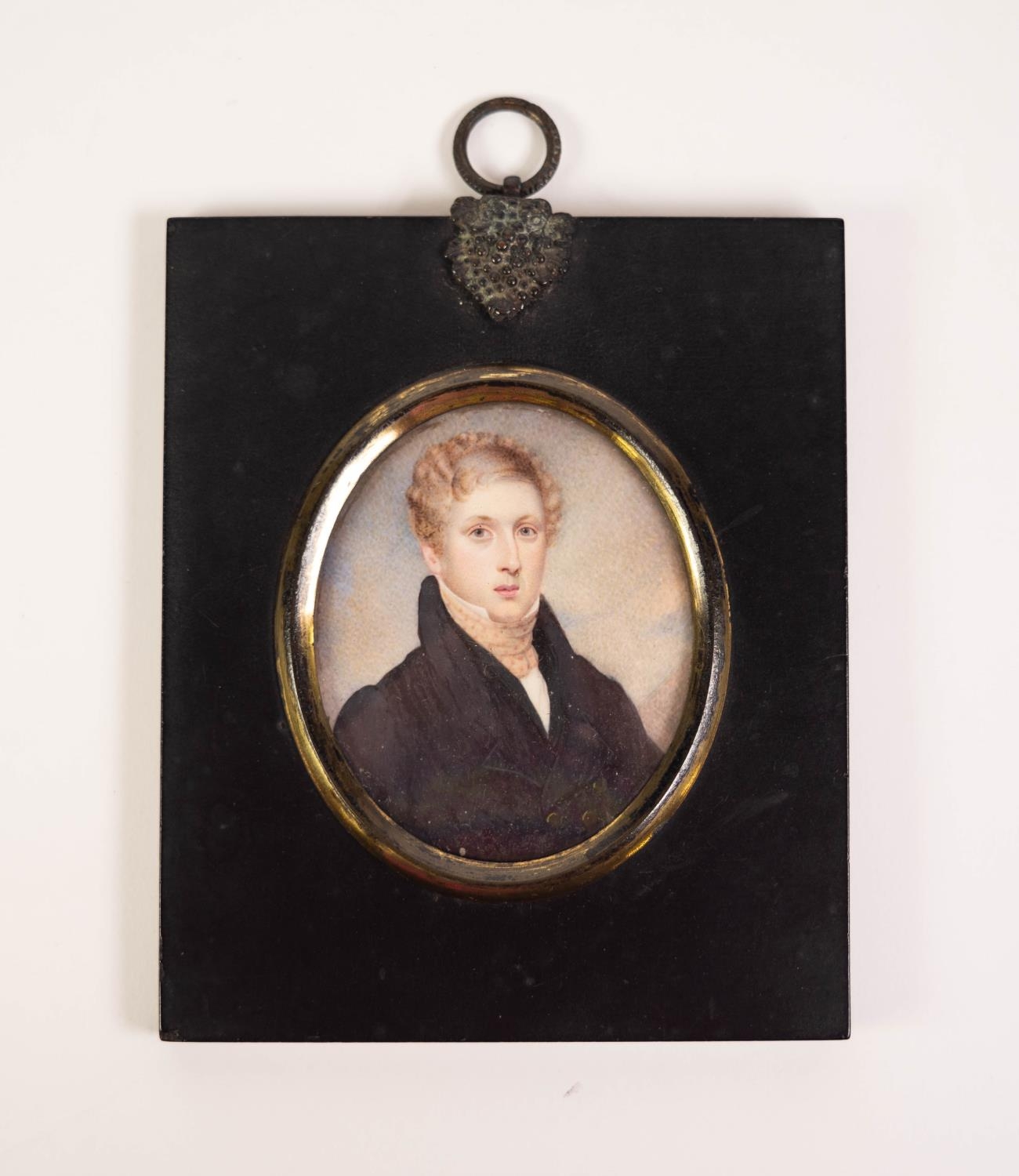 BRITISH SCHOOL (EARLY NINETEENTH CENTURY)  OVAL PORTRAIT MINIATURE ON IVORY of an elegant young