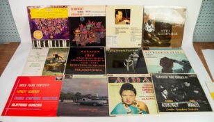 CLASSICAL VINYL RECORDS. Rachmaninoff- Richter, DGG, SLPM 138 076 (red stereo sleeve, tulip