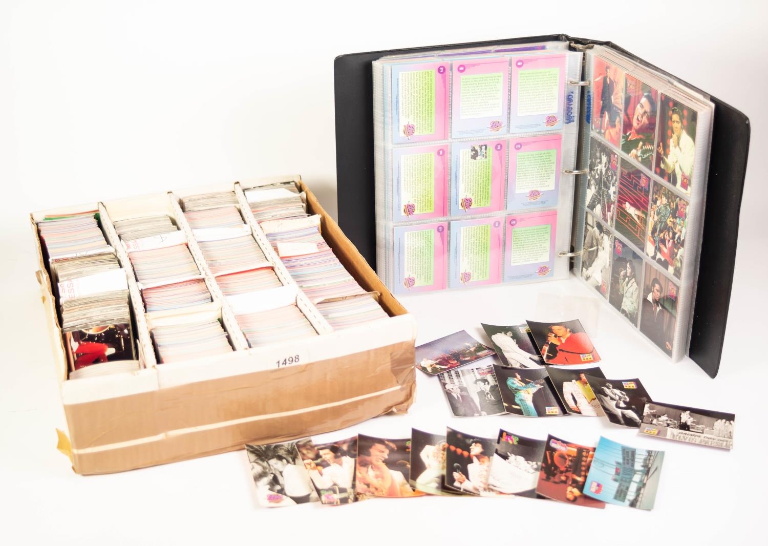 A SUBSTANTIAL COLLECTION OF 'THE ELVIS COLLECTION' (1992), TRADING CARDS, the majority loose, many