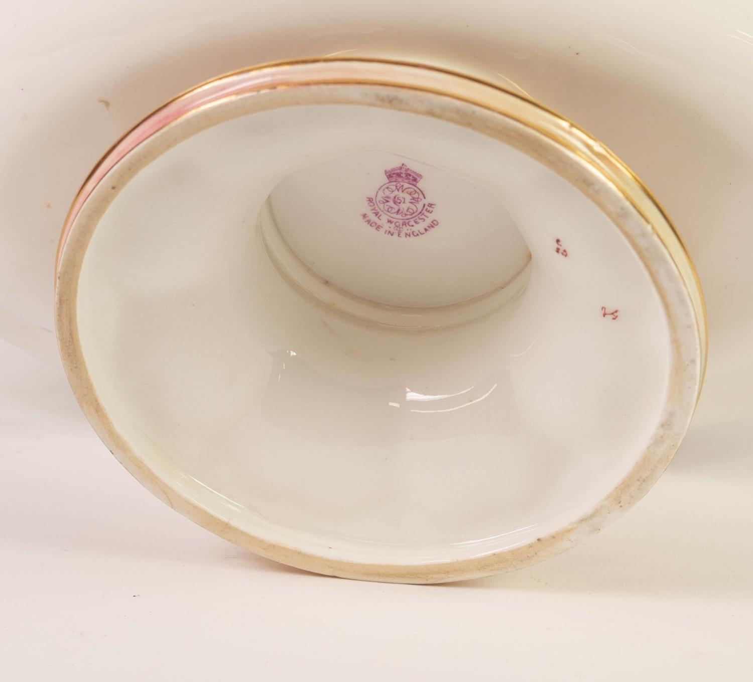 EARLY 20th CENTURY ROYAL WORCESTER PORCELAIN OVAL LOW PEDESTAL COMPORT, painted with fruit, signed T - Image 3 of 3