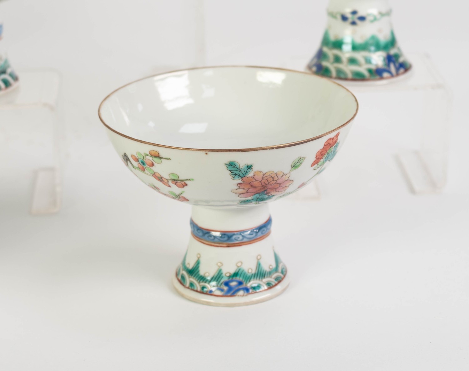 SUITE OF TEN CHINESE PORCELAIN, PROBABLY LATE QING, DYNASTY FENCAI ENAMELLED STEM BOWLS, each - Image 2 of 4