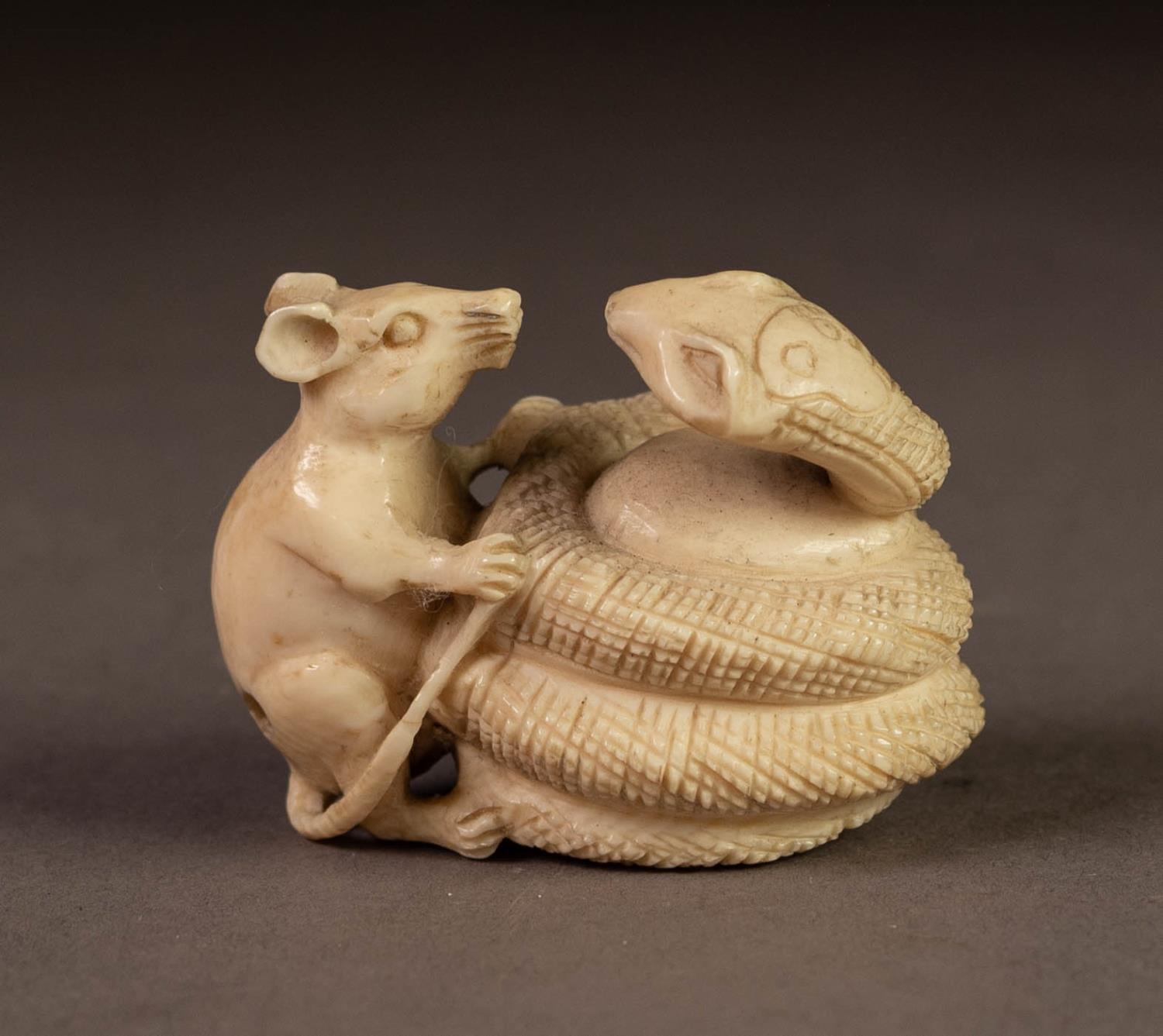 JAPANESE MEIJI PERIOD CARVED IVORY NETSUKE OF A RAT AND COBRA, 1 3/8? (3.4cm) high, two character - Image 2 of 3