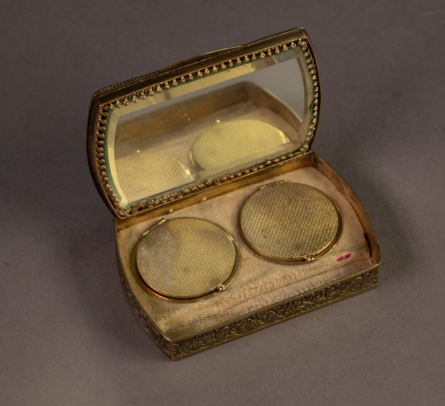 LATE NINETEENTH CENTURY LADY?S EMBOSSED GILT METAL COMPACT, of rounded rectangular form with hand - Image 2 of 3
