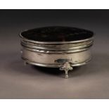 GEORGE V SILVER AND PIQUE WORK CIRCULAR TRINKET BOX, the domed and hinged cover decorated with