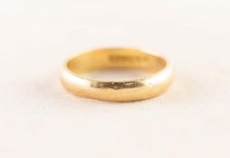 18ct GOLD WEDDING RING, 4.1gms, ring size M/N