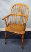 19th CENTURY ASH AMD ELM WINDSOR CHAIR with crinoline stretcher