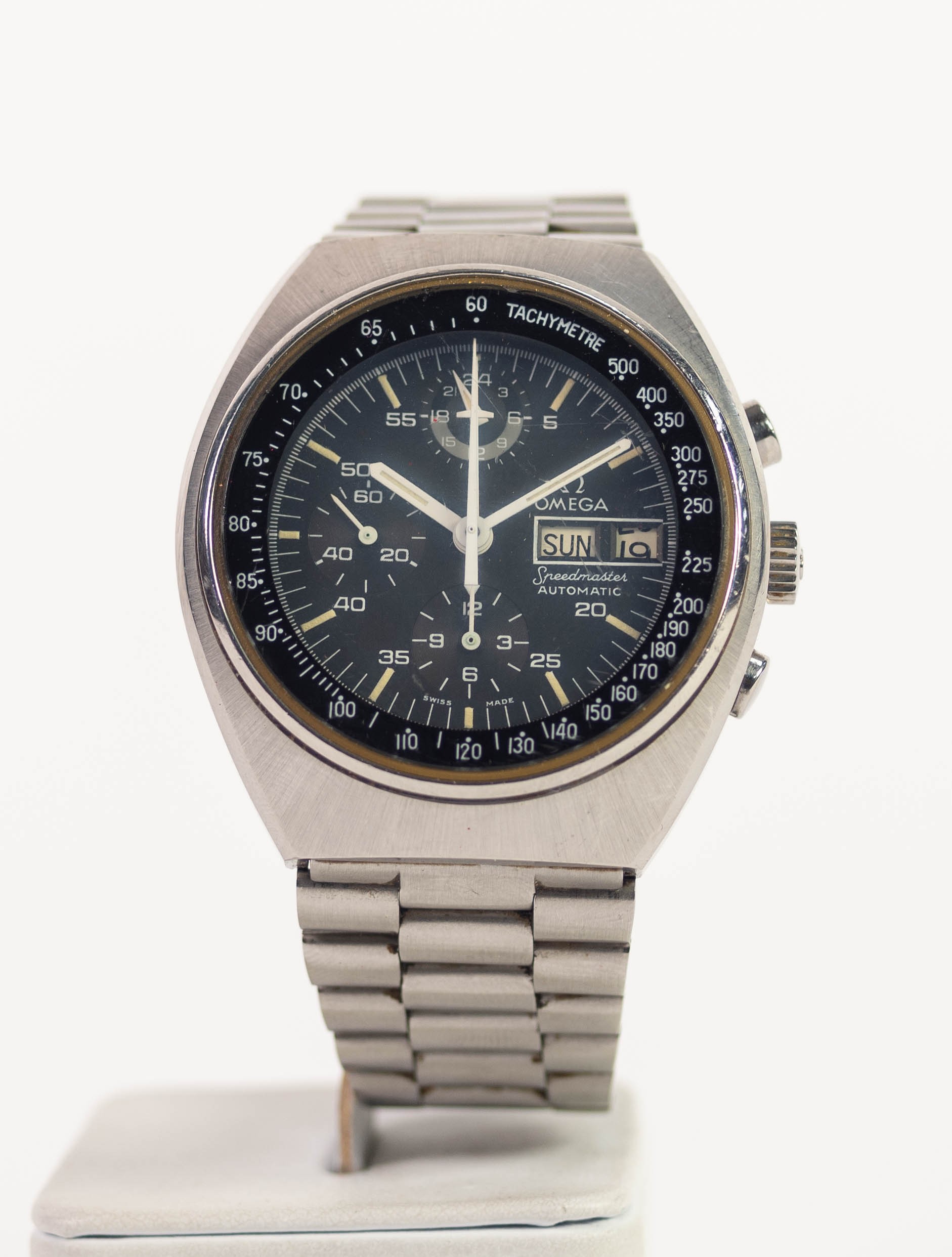 GENT'S OMEGA SPEEDMASTER AUTOMATIC DAY DATE OFFICIALLY CERTIFIED CHRONOMETER WRISTWATCH, the - Image 2 of 7