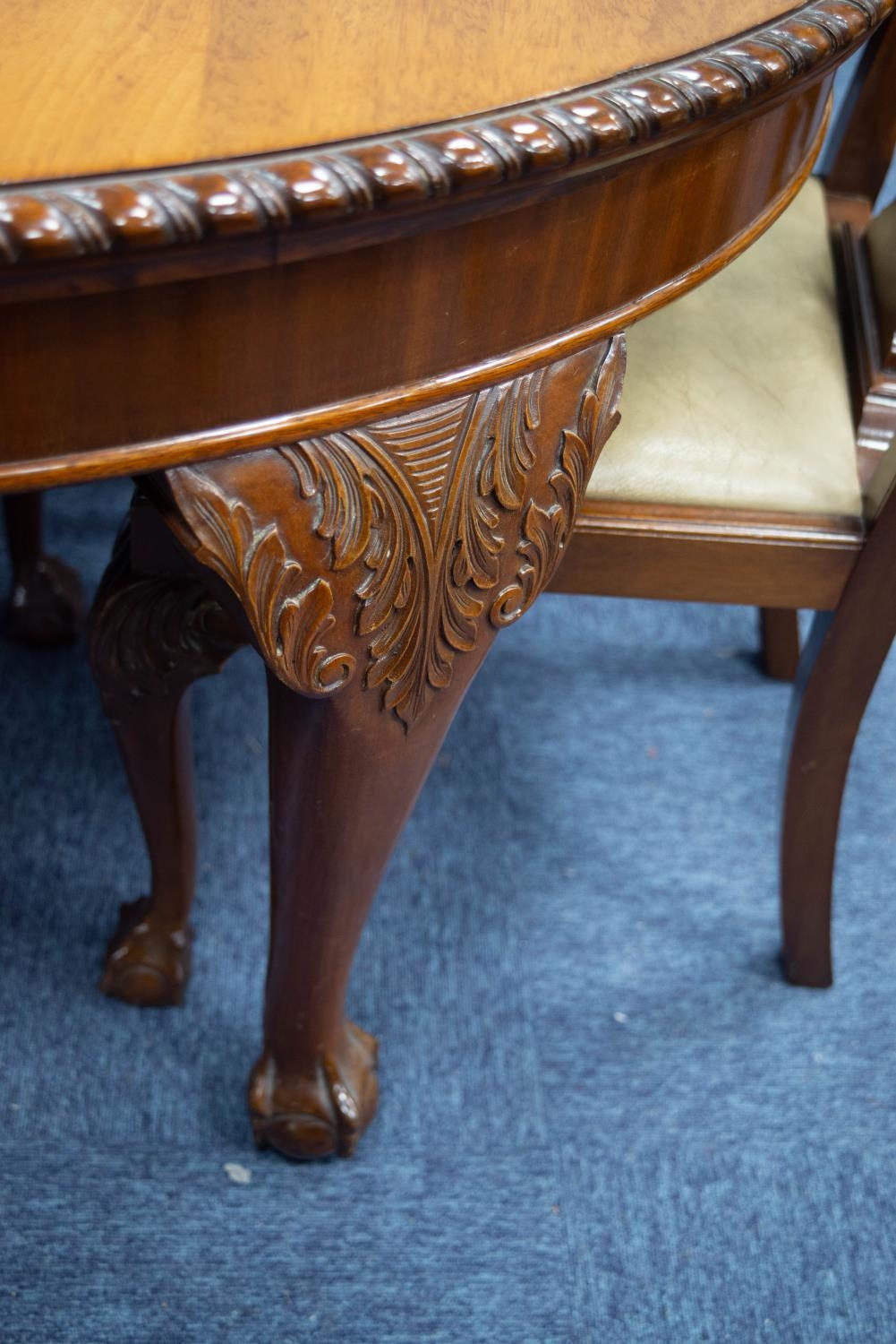 CHIPPENDALE STYLE MAHOGANY OVAL DINING TABLE, with gadroon carved edge, on four acanthus carved - Image 3 of 3