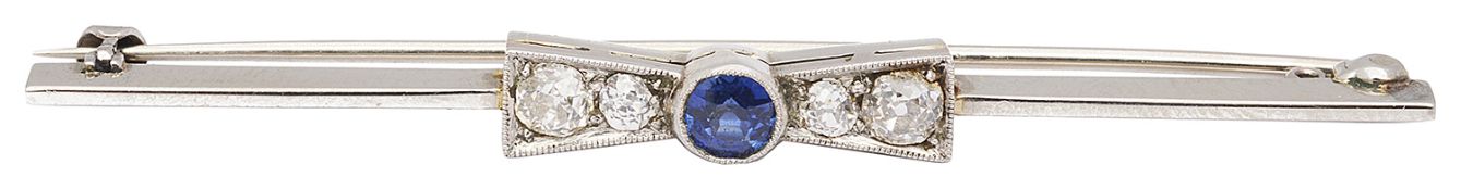 An early 20th Century white gold sapphire and diamond bar brooch