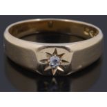 An 18ct gold gentleman's single stone diamond ring,