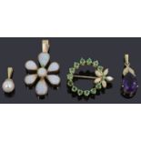 Four items of gem set jewellery