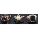 Three 9ct gold rings