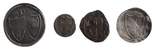 Commonwealth Silver Halfgroat1649-60English shield within laurel and palm wreath / English and Irish