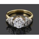 A diamond and 18ct gold ring, brilliant-cut diamond, London hallmark