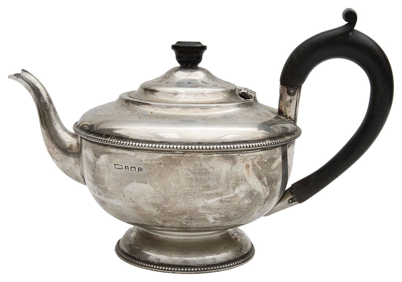 A George V silver teapot