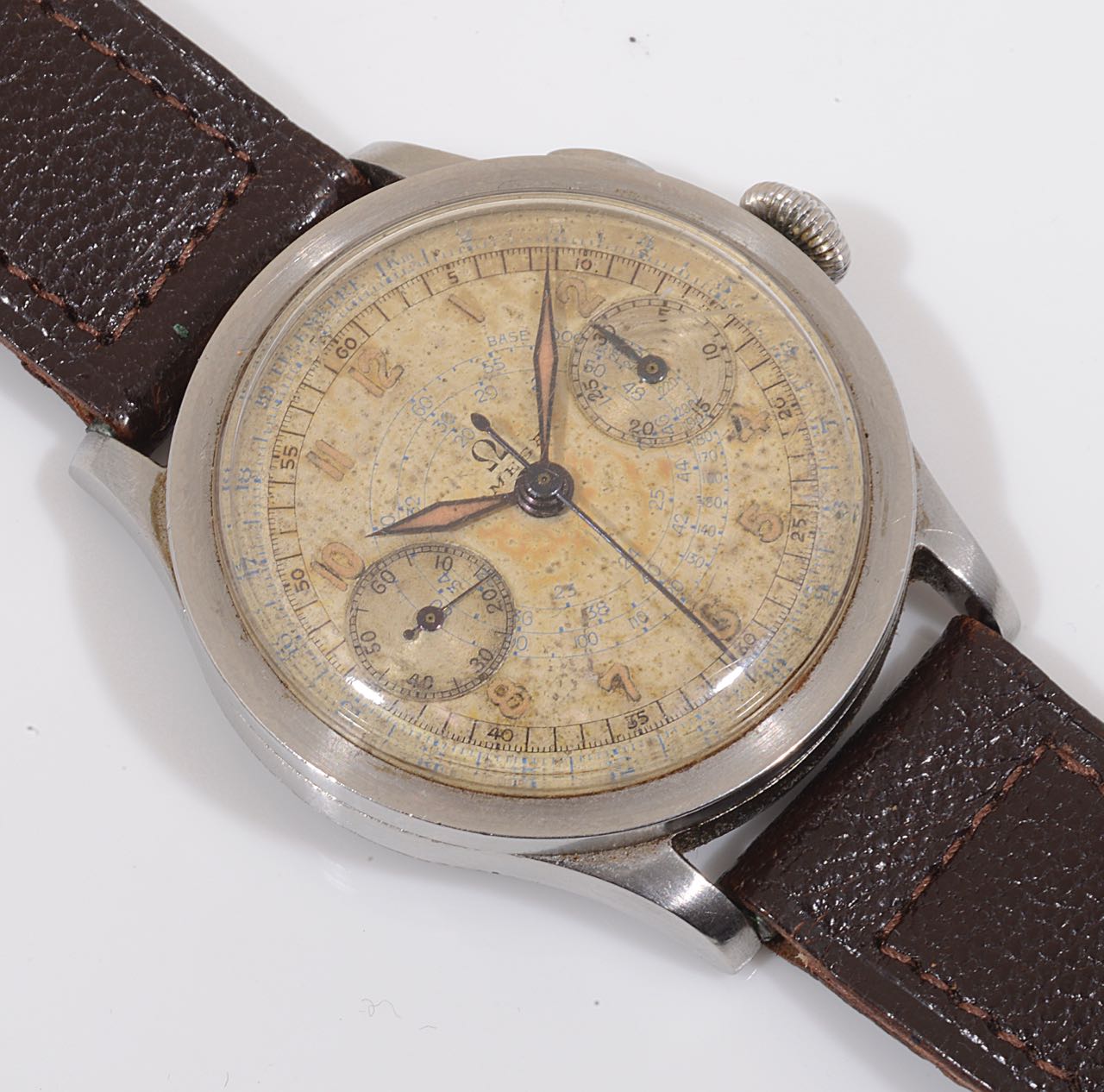 A rare gentleman's large size stainless steel Omega 33.3 monopusher chronograph wristwatch c.1939 - Image 2 of 4