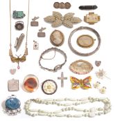 A collection of silver and other jewellery