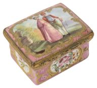 An 18th century South Staffordshire Bilston enamel snuff box c.1770