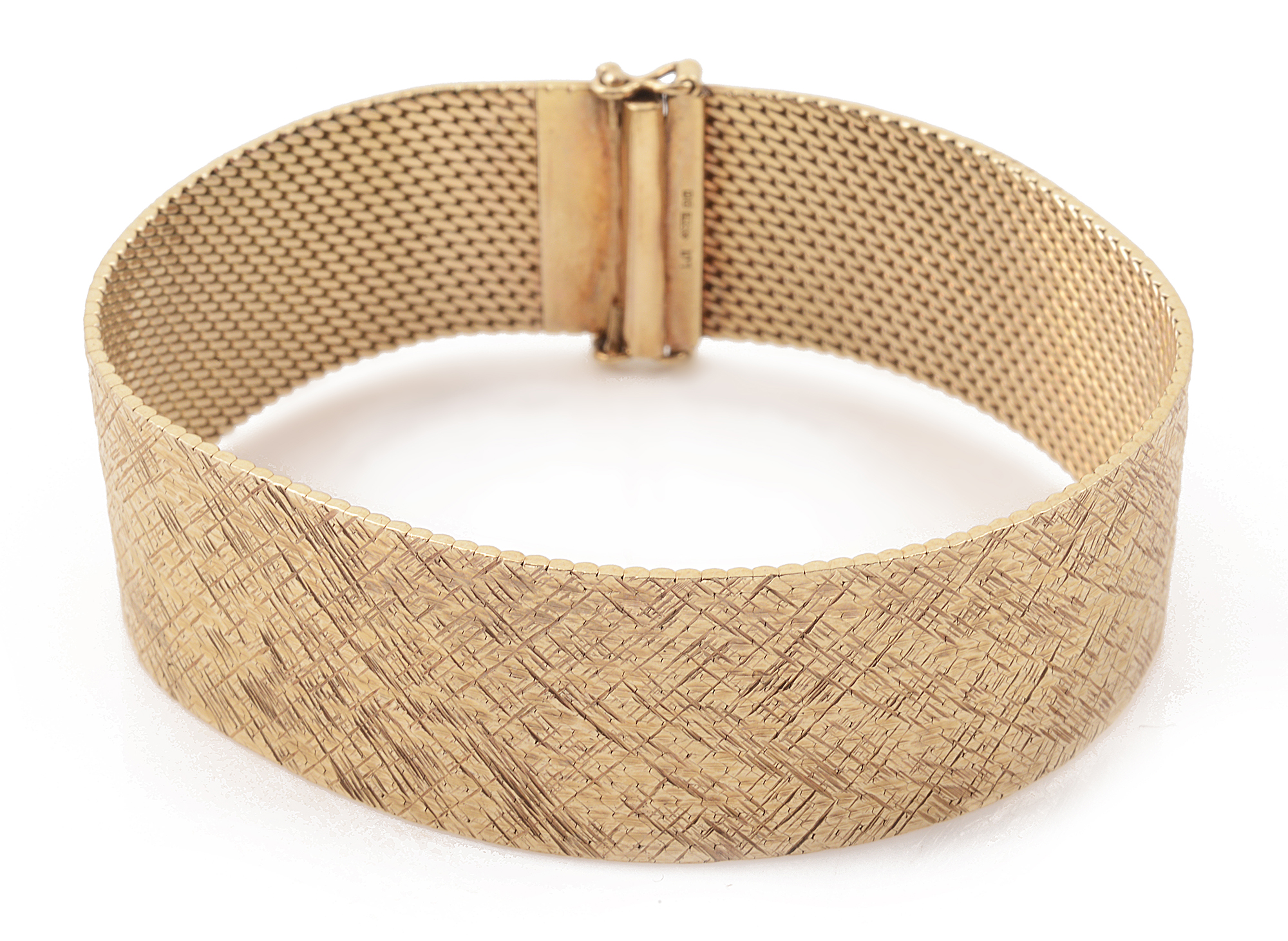 A Continental 9ct gold textured bracelet