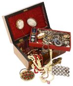An interesting collection of Victorian and later jewellery