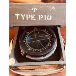 TYPE P10 AIRCRAFT COMPASS IN ORIGINAL CARRYING BOX