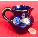 EARLY BRISTOL BLUE GLASS CREAM JUG, APPROXIMATELY 8cm HIGH