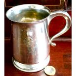 SILVER BALUSTER FORM TANKARD WITH ENGRAVED INITIALS, LONDON 1945, WEIGHT APPROXIMATELY 280g