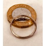 SILVER COLOURED RING, STAMPED 'PLAT', WEIGHT APPROXIMATELY 2.4g