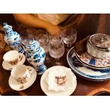 QUANTITY OF SUNDRY CHINA AND GLASSES, ETC, INCLUDING CARLTON WARE, IMARI (AT FAULT) AND ROYAL