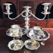 SEVEN PIECES OF SILVER PLATED WARE COMPRISING CANDELABRUM, TWO MINIATURE URNS, TWO MEDIUM BOWLS