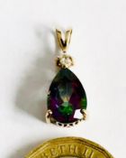9ct GOLD DIAMOND AND TOURMALINE COLOURED SINGLE STONE PENDANT, GROSS WEIGHT APPROXIMATELY 19g