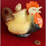 ROYAL DOULTON 1930s COCKEREL FORM TEAPOT, No750359, APPROXIMATELY 15.5cm HIGH