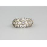 A 9ct yellow gold white stone set ring, approx. 2.6gr, (N.5).