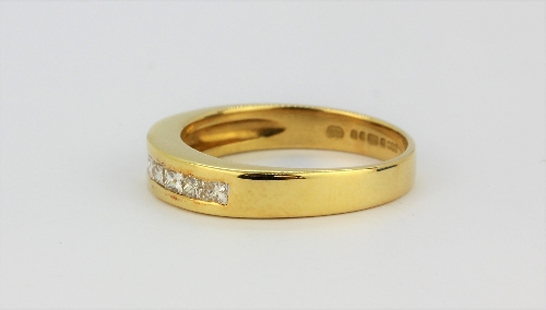 An 18ct yellow gold princess cut diamond set half eternity ring, approx. 0.50ct, (O.5). - Image 2 of 2