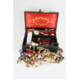 A jewellery box and contents.