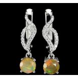 A pair of 925 silver drop earrings set with opals and white stones, L. 2.5cm.