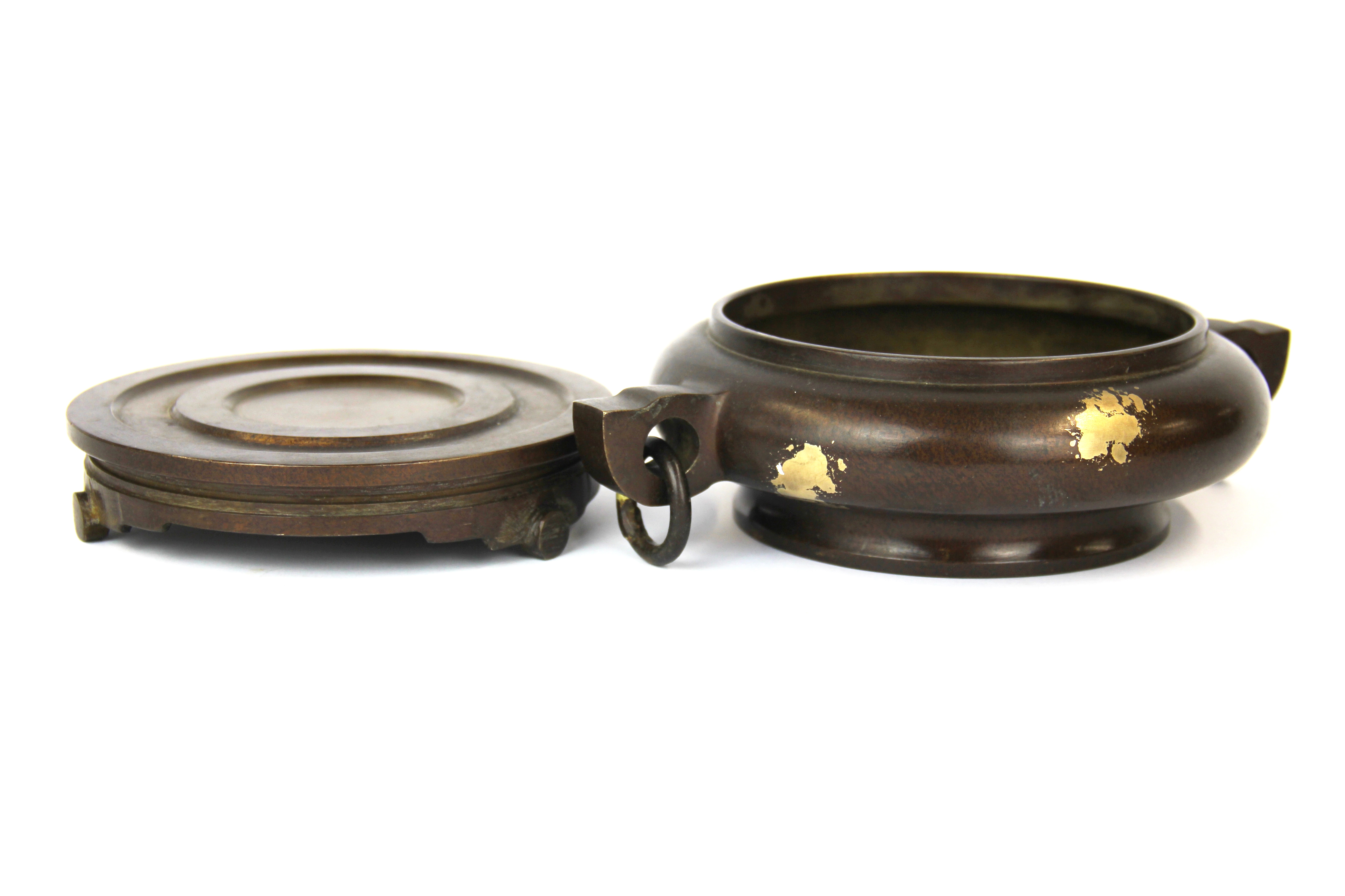 A superb Chinese cast bronze censer and stand with gilt splash decoration, W. 21cm, H. 8.5cm. - Image 2 of 3