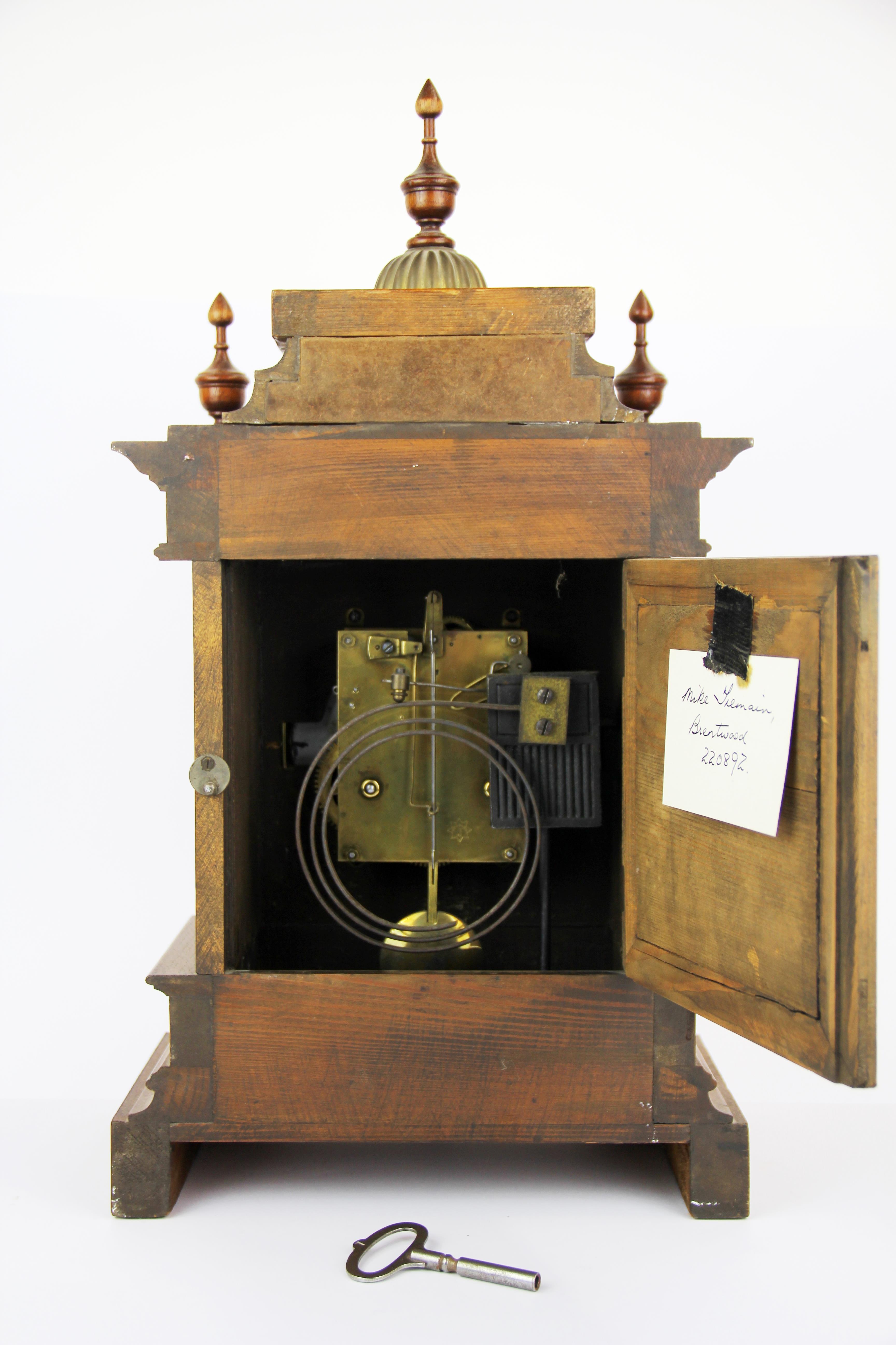 A Victorian oak mantle clock, H. 50cm. - Image 2 of 3