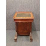 A 19th C. Tunbridge inlaid mahogany Davenport writing desk, H. 70cm, L. 51cm, W. 52cm.