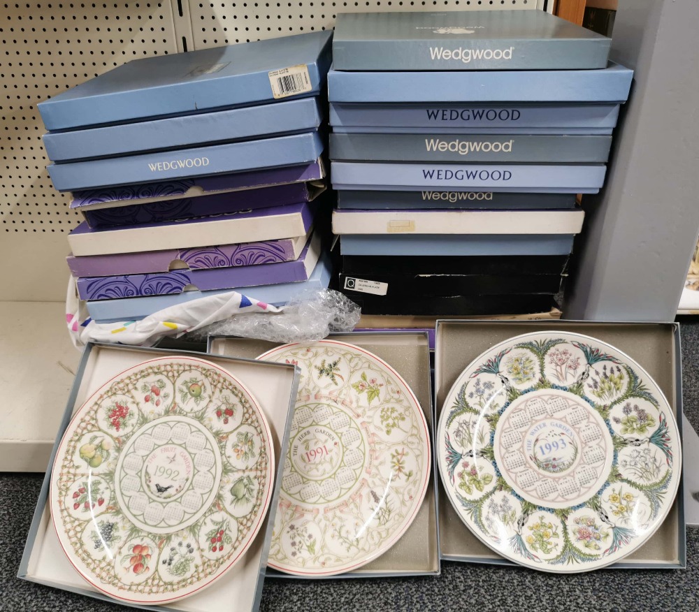 A quantity of Wedgwood collectors plates.