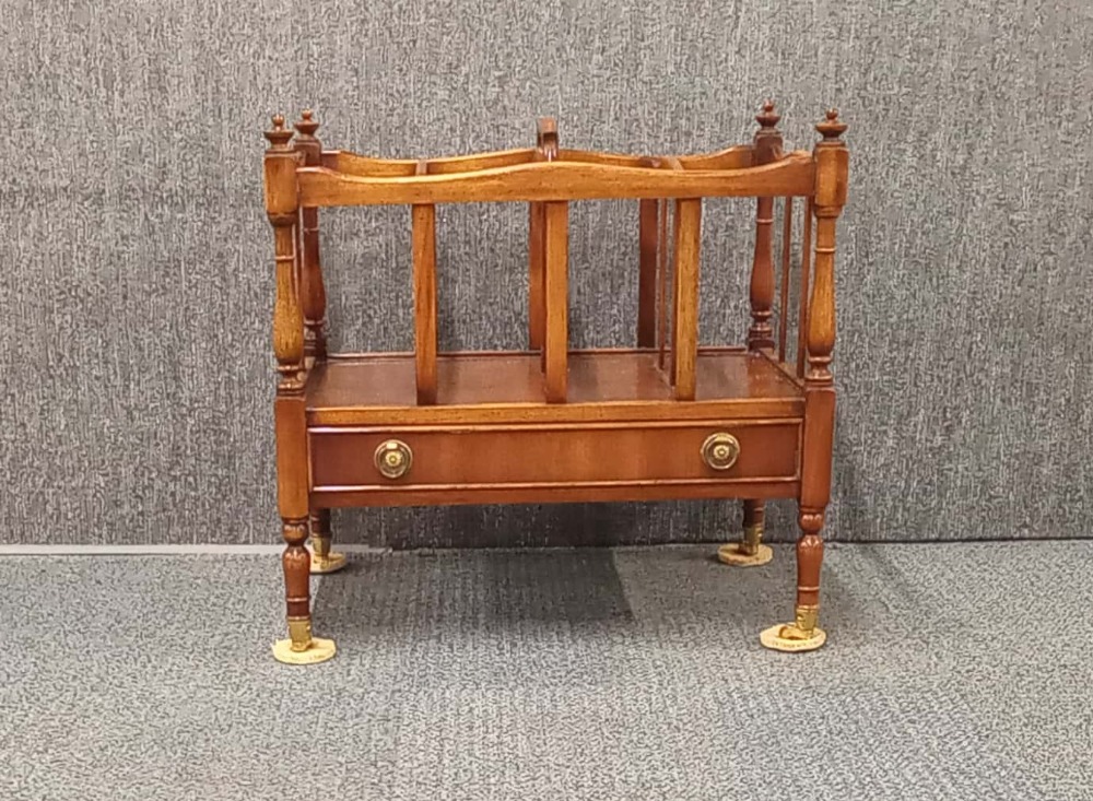 An attractive mahogany Canterbury magazine rack, H.47cm x W. 36cm.