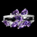 A 925 silver ring set with pear cut amethyts, (N.5).